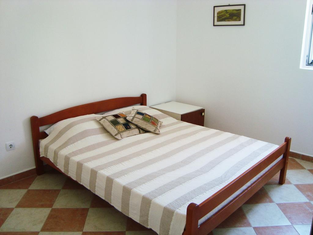 Apartments Rolovina Tivat Oda fotoğraf