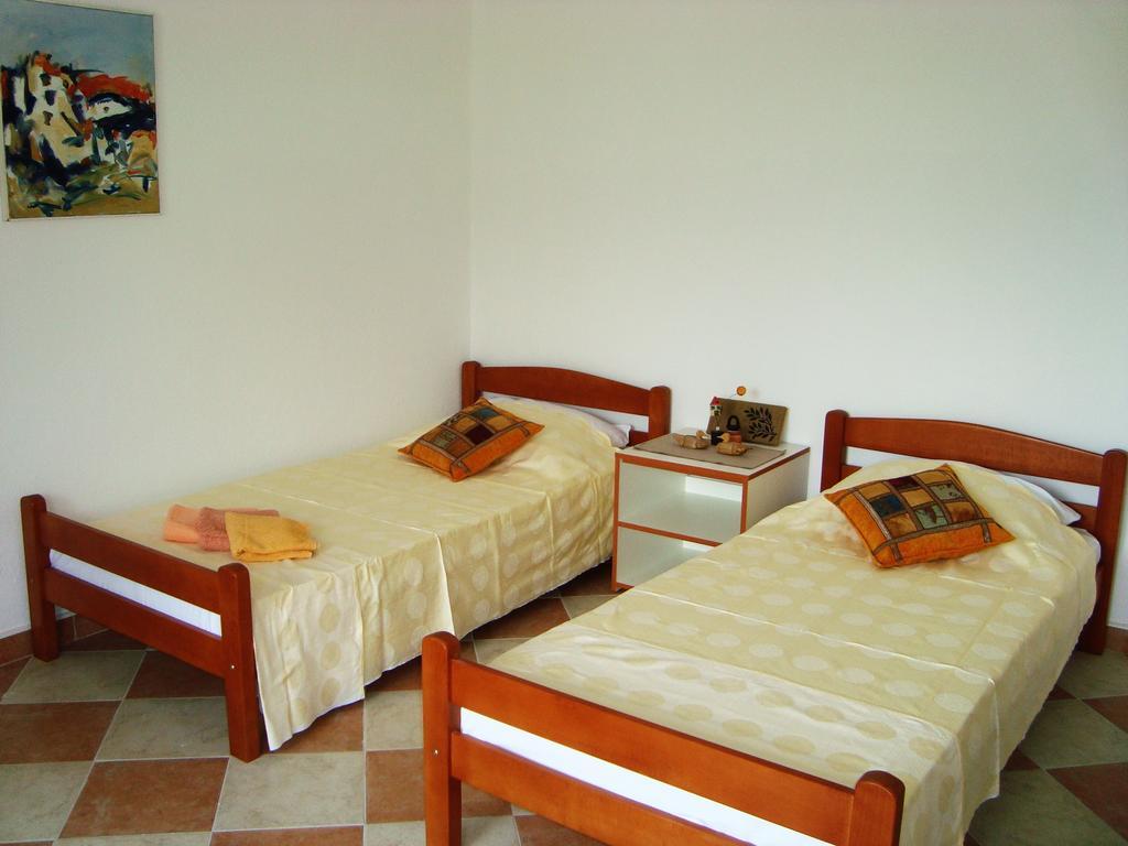 Apartments Rolovina Tivat Oda fotoğraf