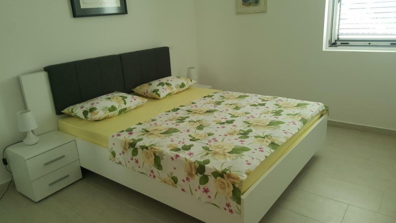 Apartments Rolovina Tivat Dış mekan fotoğraf